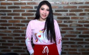 Gegara Lagu Sayang, Via Vallen Berbagi Pengalaman Pahit