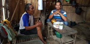 Miris… Kakek 90 Tahun Tinggal di Kandang Ayam, Tanpa Bantuan Pemerintah