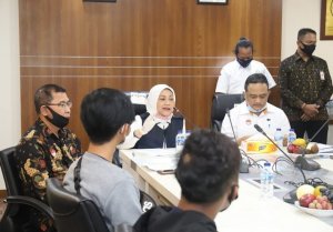 Kemnaker Pulangkan 9 ABK WNI dari Tiongkok