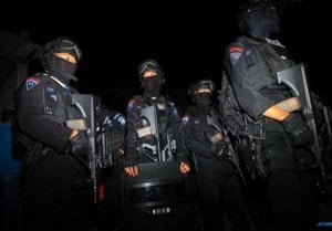 Densus 88 Bekuk Terduga Teroris di Jabar,  Busur Hingga Golok Disita