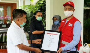 Hari Palang Merah Sedunia, JK Beri Penghargaan Relawan PMI yang Gugur Melawan Covid-19