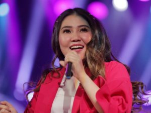 Via Vallen Mau Berhijab dan Tak Nyanyi, Begini Respons Inul Daratista
