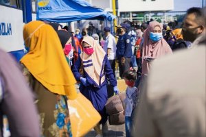 Negatif Covid-19, 88 WNI yang Pulang dari Malaysia Tetap Karantina
