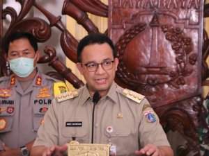 PSBB Transisi Versi Gubernur Anies Bikin Macet, Ferdinand: Hanya Bicara di Podium, Basi!