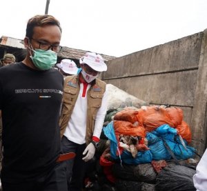 Ajak Immanuel Ebenezer Bagi Sembako, Sandiaga Uno: Kita Harus Bersatu, Musuh Kita Covid-19