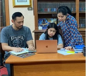 Putrinya Kena Sindir Simpatisan Jokowi, Annisa Pohan: Harus Dicabein Mulutnya!
