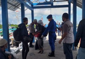 Kapal Nelayan Muat Jemaah Tablig Asal Kalbar Tujuan Tanjung Pandang, Diamankan di Sini