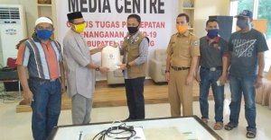 PGRI Bantaeng Bantu Tiga Ton Beras untuk Penanganan Covid-19