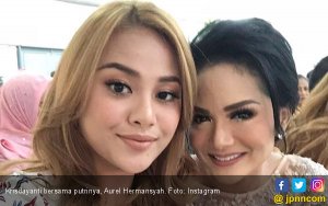 Krisdayanti Minta Aurel Hermansyah Proaktif Konsultasi ke Dokter