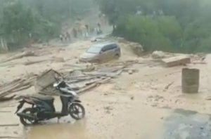 Diterjang Banjir Bandang, Belasan Rumah Warga di Aceh Tengah Hancur