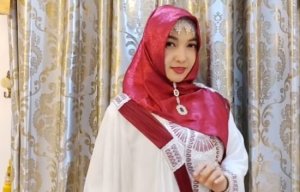 Hijrah, Roro Fitria Sudah Tidak Makan Bunga Melati dan Kantil