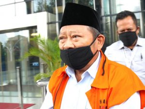 KPK Titipkan 4 Tersangka Kasus Dugaan Suap ke Rutan Polda Jatim
