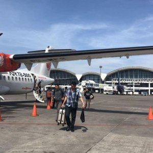 Biaya Tes PCR Lebih Mahal Dibanding Tiket PP Pesawat, Maskapai Meradang