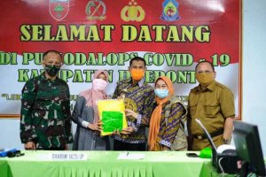 UKM Reni Creative Bikin Baju Hazmat Standar, Sekda Jeneponto Beri Apresiasi
