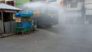 Water Canon Terjun Semprot Disinfektan, Ternyata Banyak Warga Tak Pakai Masker