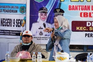 Kelas Jauh di Hoyane Jadi UPT SMPN 9 Seko, Diresmikan Langsung Bupati Indah