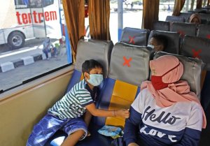 Puluhan Bus “Diusir” dari Terminal Gara-gara Tak Patuhi Protokol