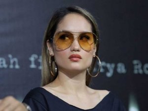 Jakarta PSBB Total, Cinta Laura: Ini Demi Kebaikan Kita Semua