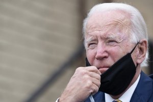 Donald Trump Perintah Perlambat Uji Spesimen, Joe Biden: Percepat Pengujian