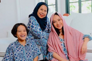 Dapat Hadiah BCL, Ibu Ashraf Sinclair: Insyaallah Umi Terus Berdoa untuk Kamu dan Noah