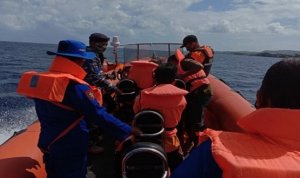 Kapal Nelayan KM Dua Putri Tenggelam di Perairan Wakatobi, 5 Penumpang Hilang