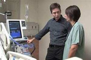 Keluarga Cabut Ventilator, Pasien Tiba-tiba Meninggal, Eh… Malah Salahkan Dokter