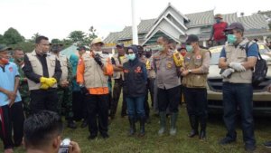Bupati Bone Pimpin Penyaluran Bantuan, IDP: Luwu Utara tidak Sendiri