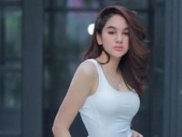 Artis HH Ditangkap Terkait Prostitusi, Instagram Hana Hanifah Diserbu Netizen Artis HH Ditangkap Terkait Prostitusi, Instagram Hana Hanifah Diserbu Netizen