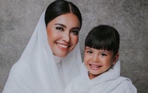 Biaya Pengobatan Putri, Denada Jual Rumah di Kuningan