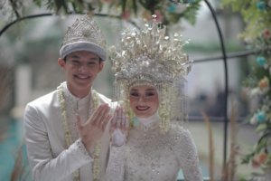 Dinda Hauw dan Rey Mbayang Menikah dengan Proses Taaruf, Ini Sosok Perantaranya