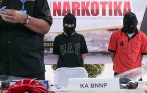 Pupus, Mimpi Bulan Madu Tio dan Calon Istri