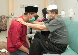 Dokter Fadli: Doa Orang Tua Adalah Segalanya