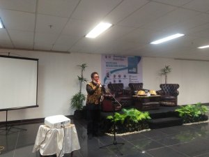 Buku Meretas Jalan Menjadi Guru Inspirasi, Basri Angkat  Inovasi Guru di Tengah Pandemi Covid-19