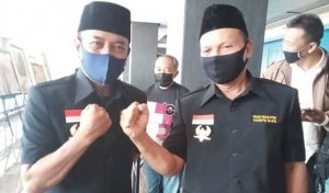 Calon Independen Lawan Gibran-Teguh