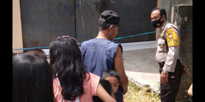 Ibu-ibu Cari Sayur, Kaget Bukan Main Setelah Temukan Hal Ini di Balik Tumpukan Dedaunan