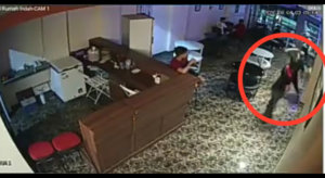 Pelaku Penyerangan Tertangkap, Diduga Tak Terima Sang Pacar Bersama Pria Lain di Hotel