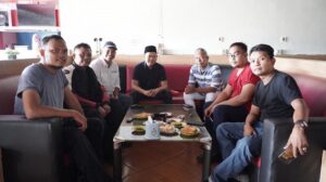 Dokter Pade’ Ngopi Bareng Putra Bupati Sidrap