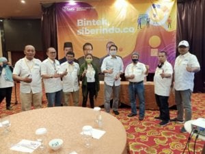 Aziz Syamsuddin Ingatkan Media di SMSI agar Tidak Terjerat Pasal 28 UU ITE