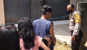 Gumpalan Daging di Balik Dedaunan Ternyata Bukan Orok Bayi