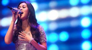Pertama Kali, Rossa, Reza Artamevia, dan Raisa Berkolaborasi