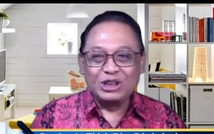 Pandu Riono: Saya Sangat Sayangkan Presiden Tidak Menggunakan Masker dengan Baik