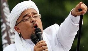 Segera Pulang, Mahfud MD Bandingkan Habib Rizieq Shihab dengan Ayatollah Khomeini