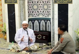 Habib Syech bin Abdul Qadir Assegaf: Jangan Takut, Bingung, Ragu
