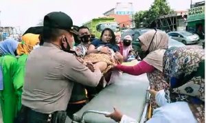 Mobil Ambulans Kecelakaan, Ini Kondisi Ibu Hamil yang akan Melahirkan