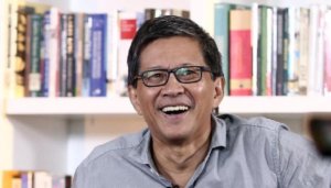 Sindir Fadjroel Rahman, Rocky Gerung Bilang Begini