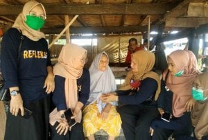 Baksos HUT Ke-60, Karang Taruna Jeneponto dan SLRT Dissos Sasar Lansia