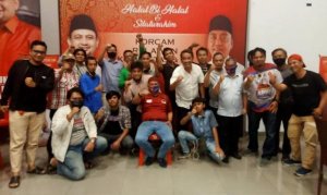 Antusiasme Membeludak, Laskar Biru Kuning Appi-Rahman Tunda Deklarasi