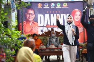 Indira dan Cicu Makin Kompak Menangkan Danny-Fatma