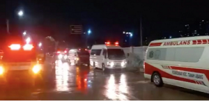 Makin Gawat! Belasan Ambulans Antre Masuk RSD Wisma Atlet