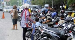 Parkiran Dikelola Jukir, PD Parkir Segera Temui Pengelola Toko Agung